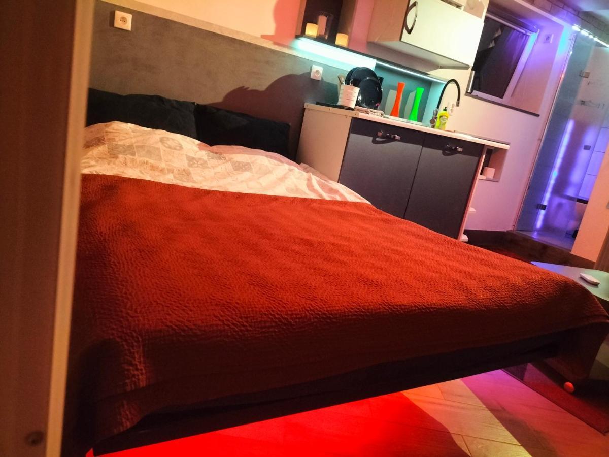 24H Gdynia Mini Apartamenty Na Kod Dostepu & Free Parking & No Keys Exterior photo