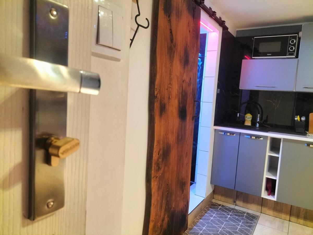24H Gdynia Mini Apartamenty Na Kod Dostepu & Free Parking & No Keys Exterior photo